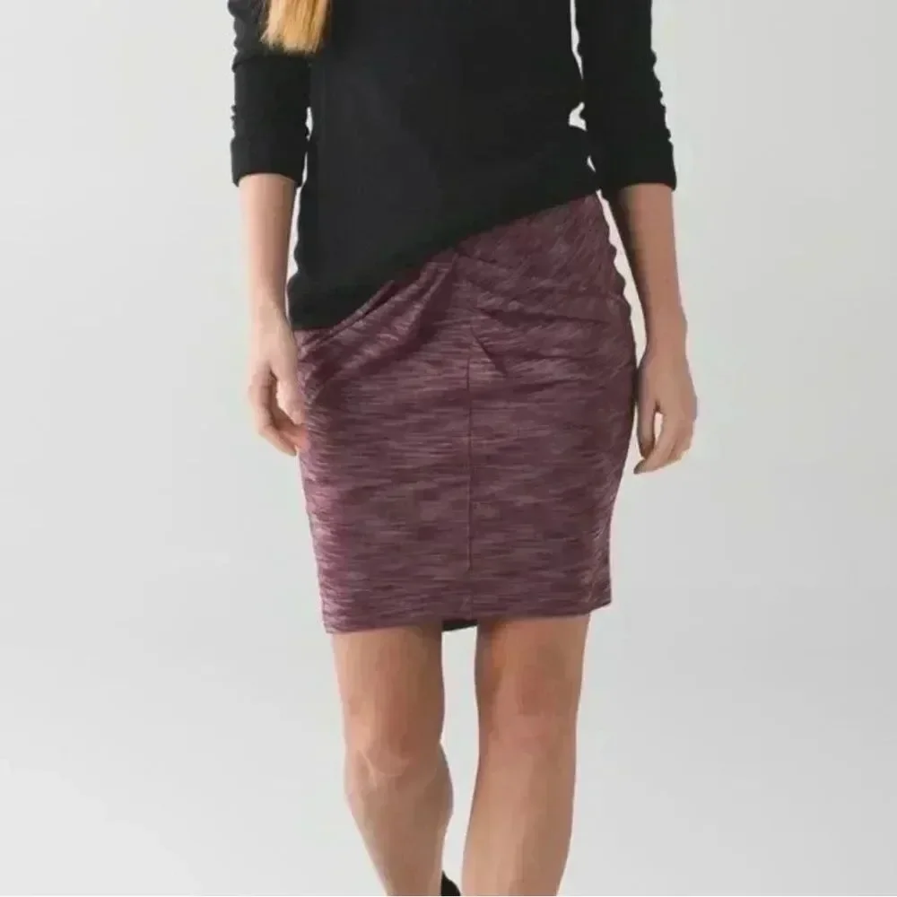 LULULEMON Women’s Size 8 &Go Where-To Skirt Heathered Bordeaux Drama